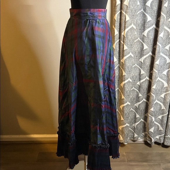 Jaeger London Vintage Full Length Plaid Taffeta Pleated Hem Maxi Skirt SZ 2 - Picture 8 of 10